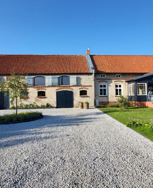 Dom Do Góry Kołami Powalina