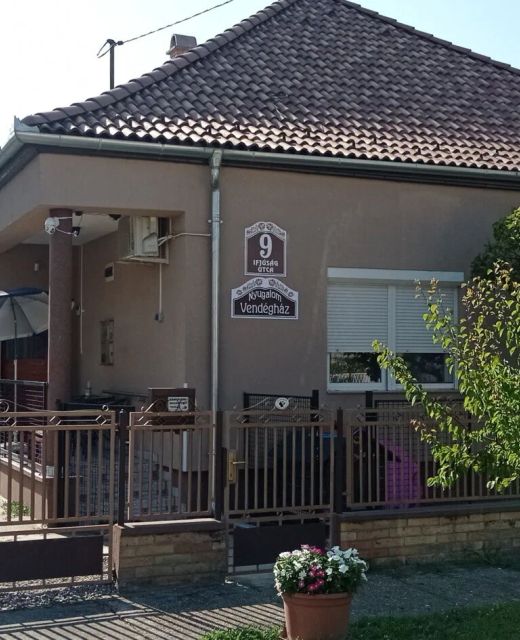 Nyugalom Vendégház Felsőszentmárton
