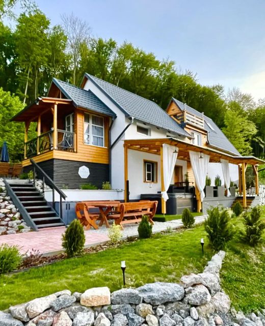 Calm Resort Vendégház Magyarhertelend