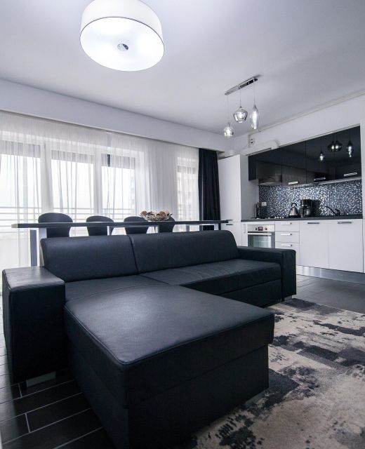 Apartel Black&White Mamaia Nord