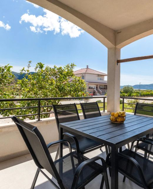 Apartman Opuzen - CDR541