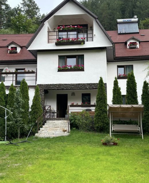 Montagnoli Luxury Villa Valea Ierii