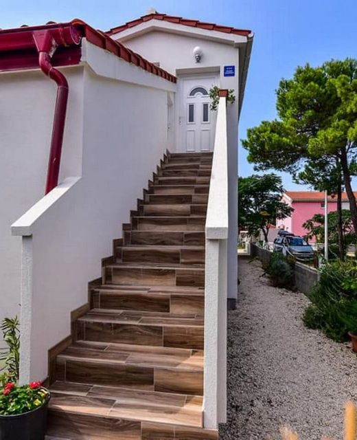Apartment Dili Vir