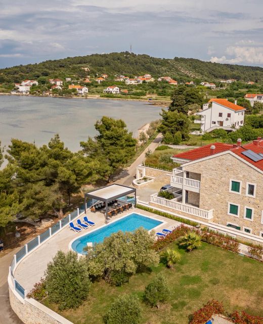 Apartman Mrljane - CDU606