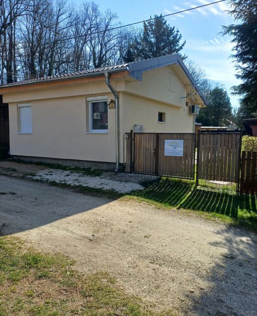 Akác Kuckò Hosszúpereszteg
