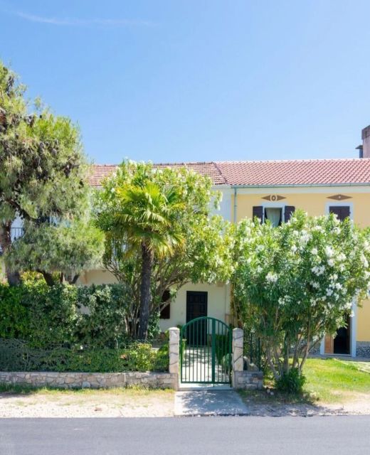 House Oleander Sukošan