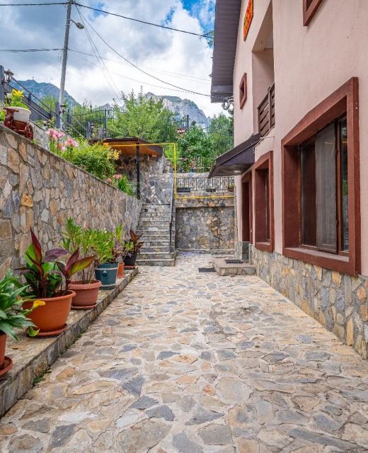 Casa Nicolas Bușteni
