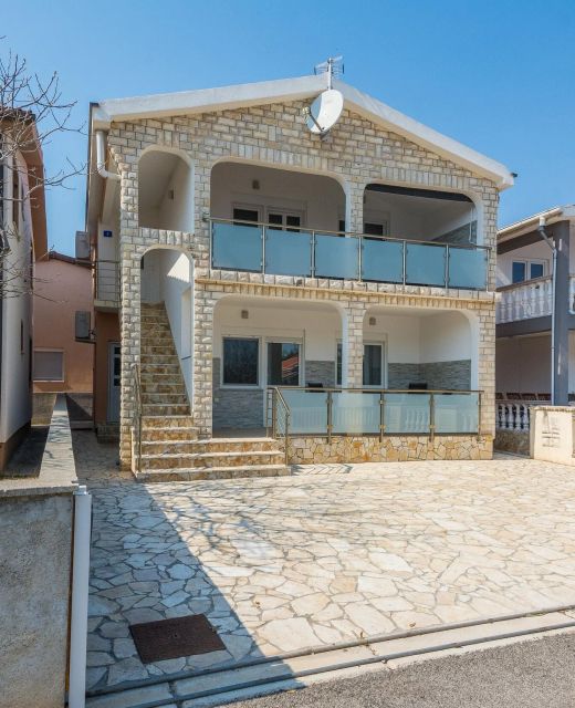 Apartment Wenig Vir II