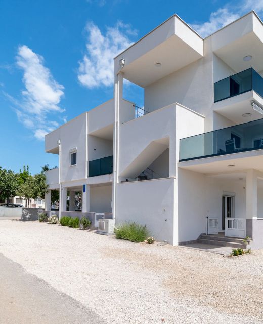 Apartments Ivica Vir