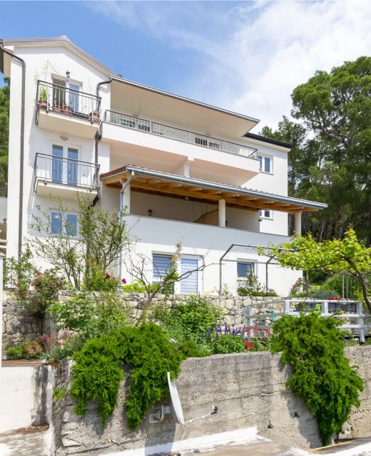 Apartments Ana Brela