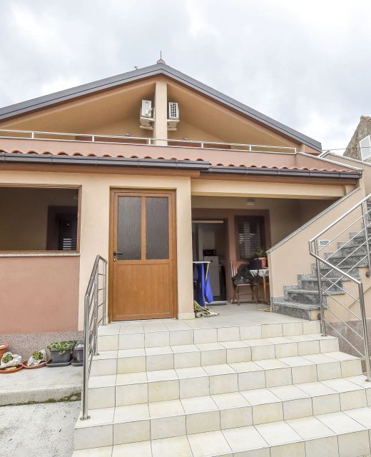 Apartments Ornella Pasman