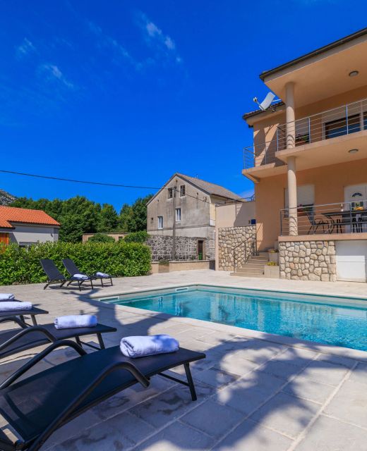 Apartments Margita 2 Tribalj