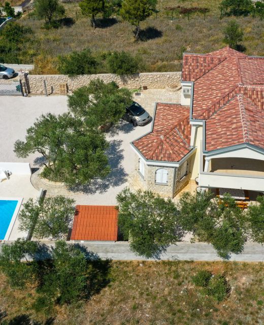 House Anna Drage