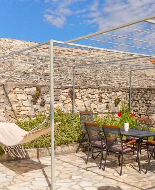 House MG Skradin