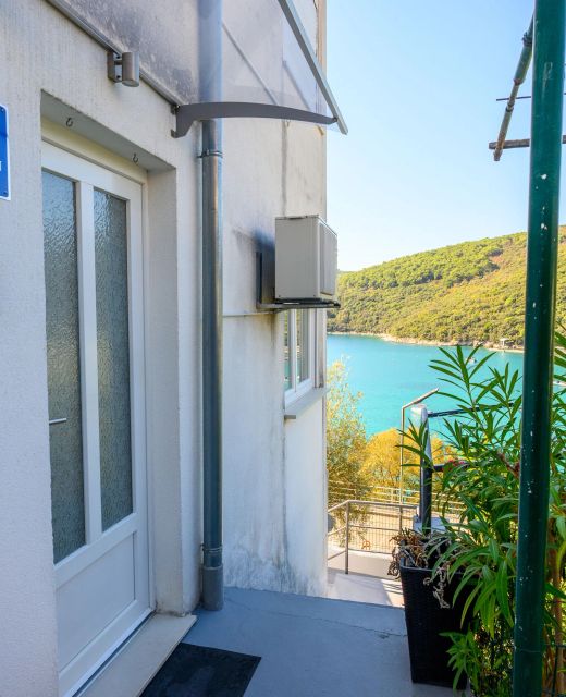 Apartment By the Sea Rabac