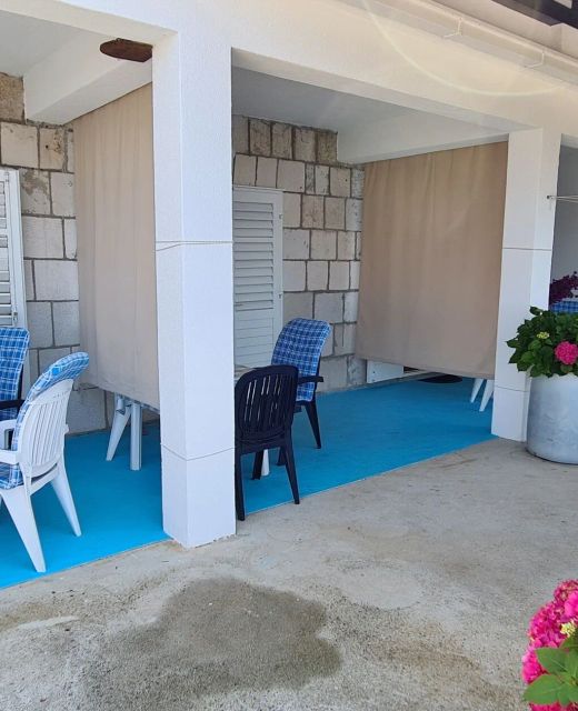 Apartments Lanterna Sucuraj