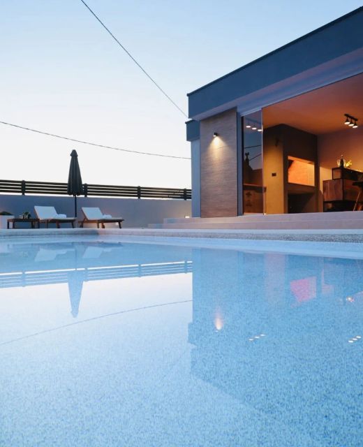 Apartment Holiday Home TiA Split