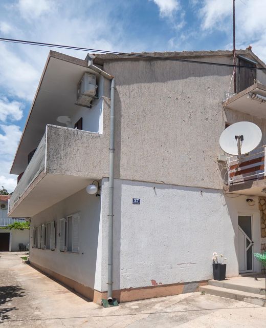 Apartments and Room Sanja Vodice