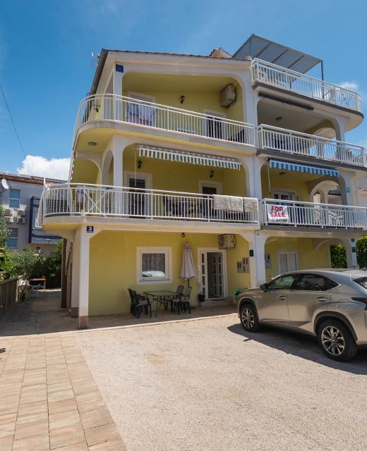 Apartments Lemon Vodice