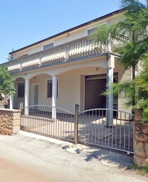 Apartment Kiki Starigrad Paklenica