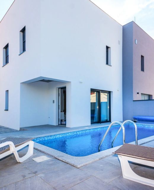 Apartment Spanic 2 Vir