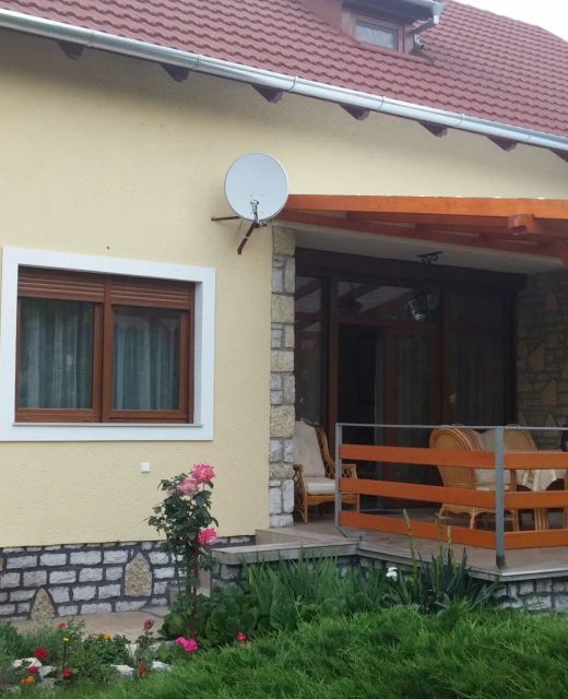 Berta Apartmanház Balatonföldvár