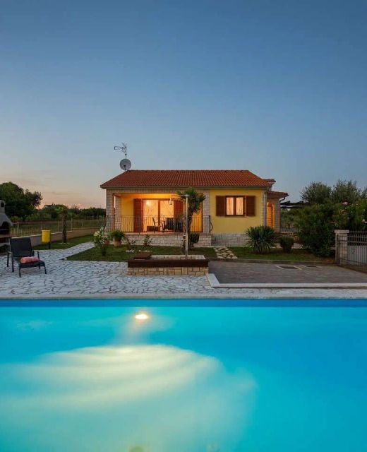 Villa Bali Kastelir
