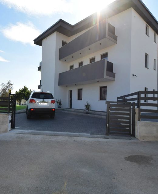 Apartment Helena Malinska II