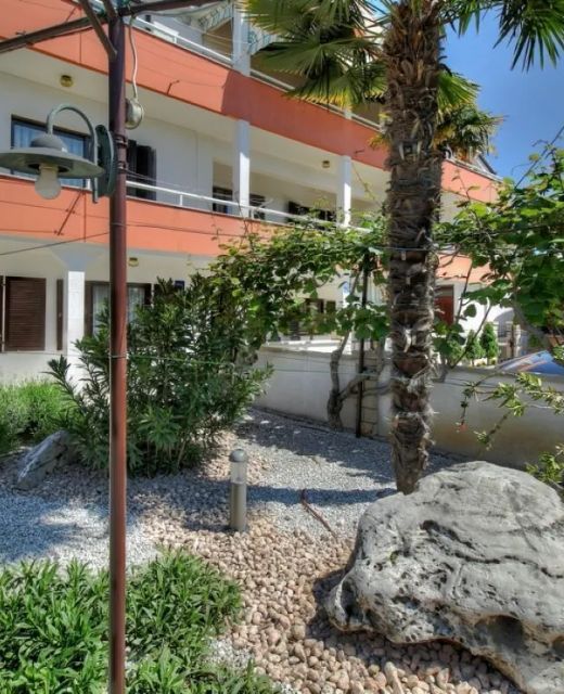 Apartments Sonja Zambratija