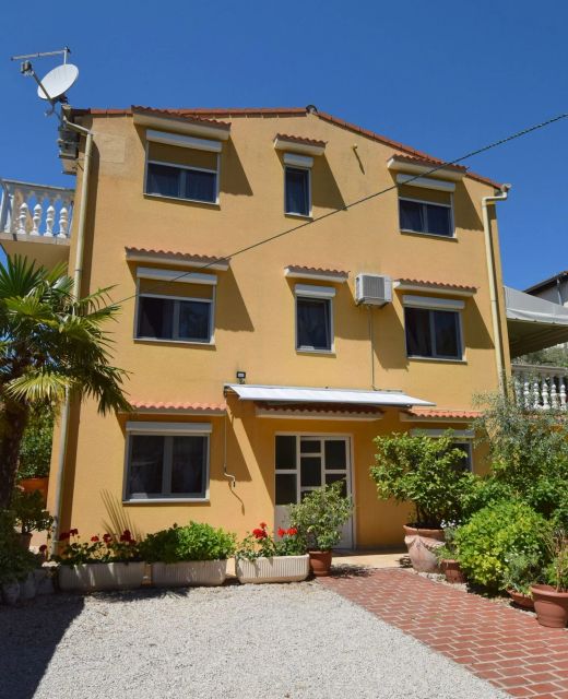 Apartments Jelica Njivice