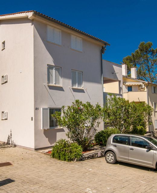 Apartment Lana Soline