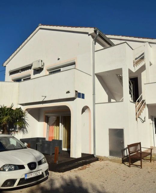 Apartments Mikec Malinska II