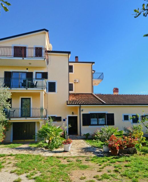 Apartments Albina Valiza Umag