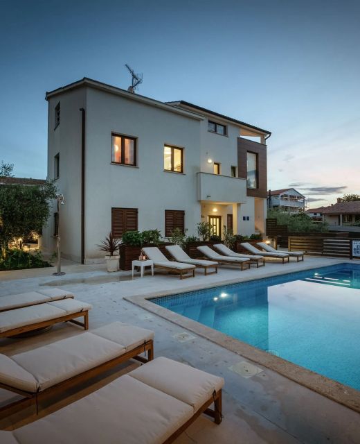 Apartment Residence Mala 1 s bazenom i whirlpool-om Funtana