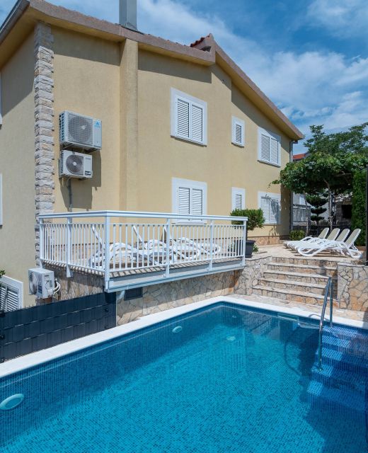Apartments Kapetan Trogir
