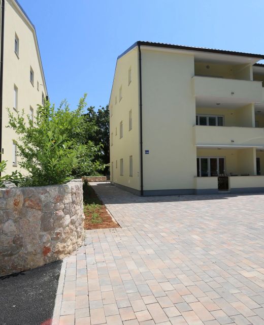 Apartments Saramandic Silo