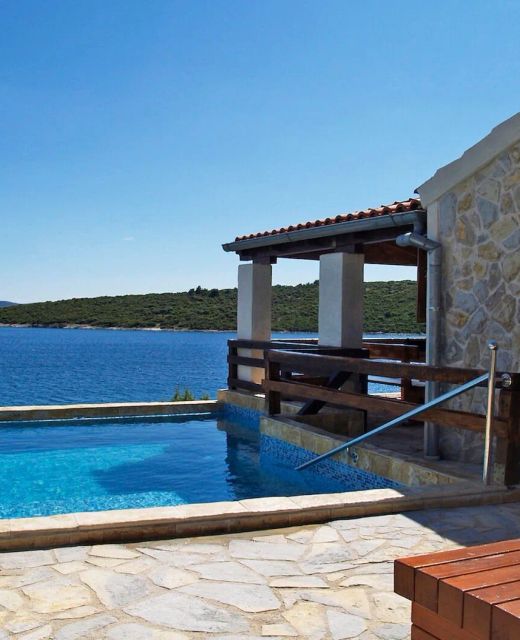 Seaside Family Friendly House With A Swimming Pool Cove Lađin - Lanđin, Pašman - 20399 Lanđin