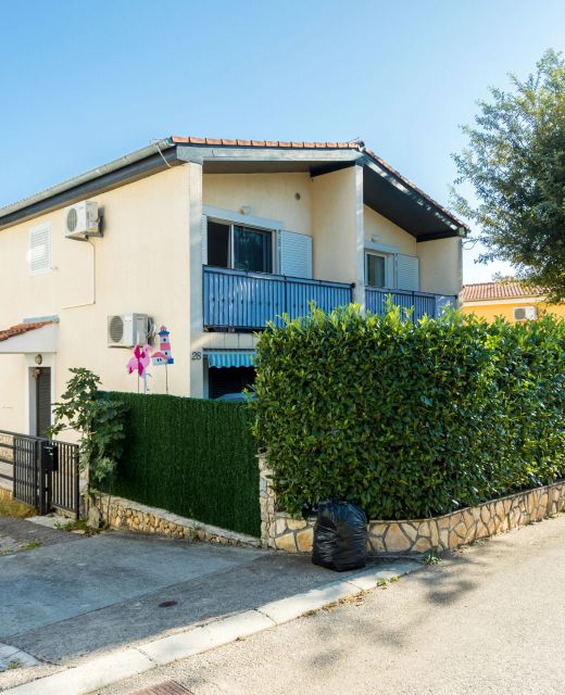 Apartments With Parking Space Njivice, Krk - 20504 Njivice
