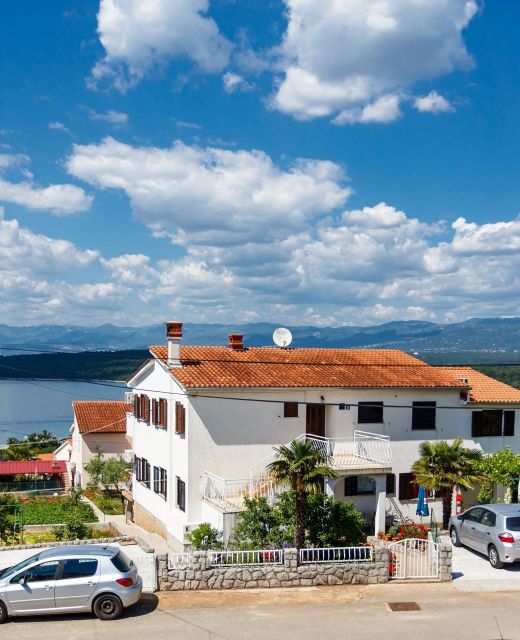 Apartments With Parking Space Njivice, Krk - 20505 Njivice