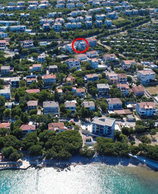 Apartments With Parking Space Klenovica, Novi Vinodolski - 20556 Klenovica
