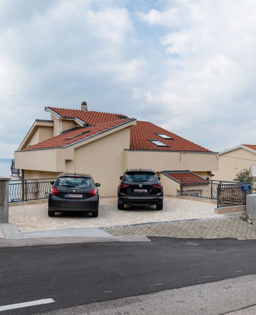 Apartments With Parking Space Klenovica, Novi Vinodolski - 20556 Klenovica
