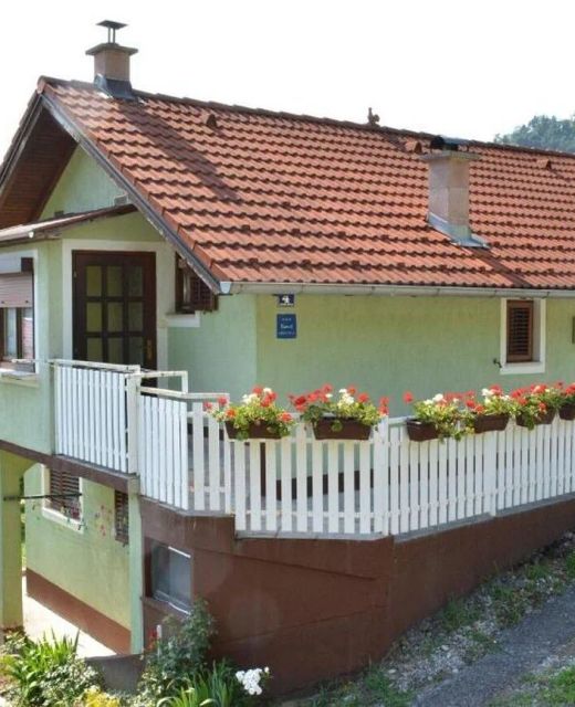 Apartments With Parking Space Krapinske Toplice, Zagorje - 20688 Krapinske Toplice