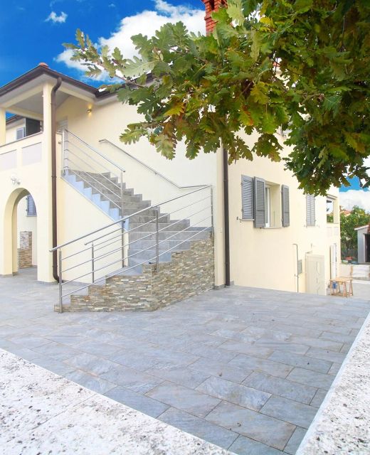 Apartments With Parking Space Pula - 20794