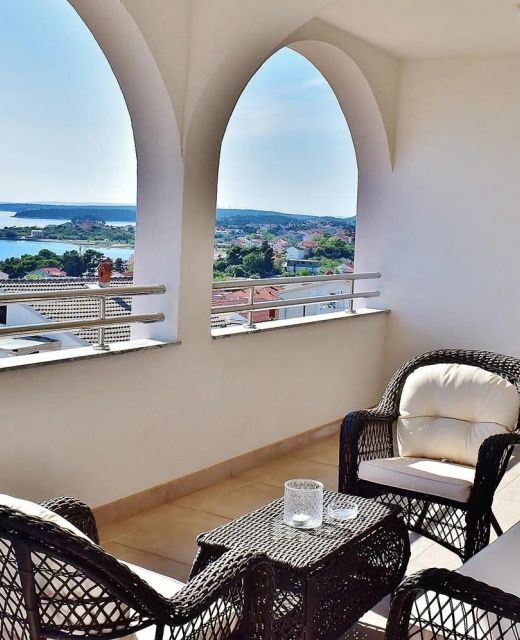 Apartments With Parking Space Banjol, Rab - 21159 Banjol