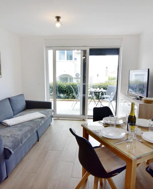 Apartments With Parking Space Zambratija, Umag - 21176 Zambratija