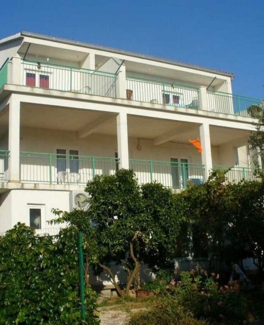 Apartments With Parking Space Rogoznica - 21200