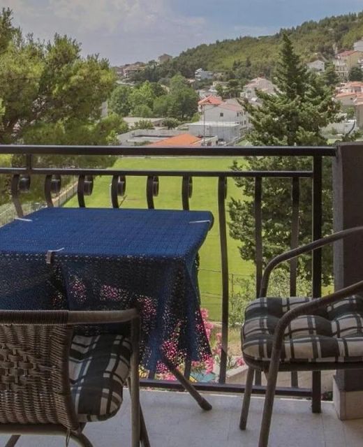 Apartments With WiFi Dugi Rat, Omiš - 21251 Dugi Rat