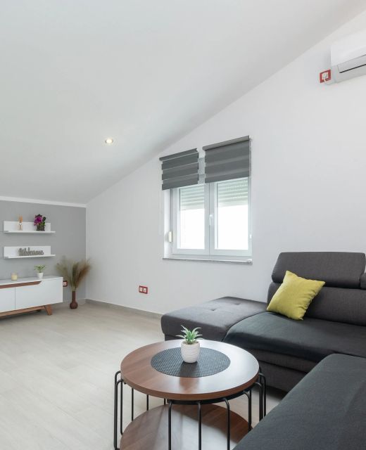 Apartments With Parking Space Maslenica, Novigrad - 21404 Maslenica