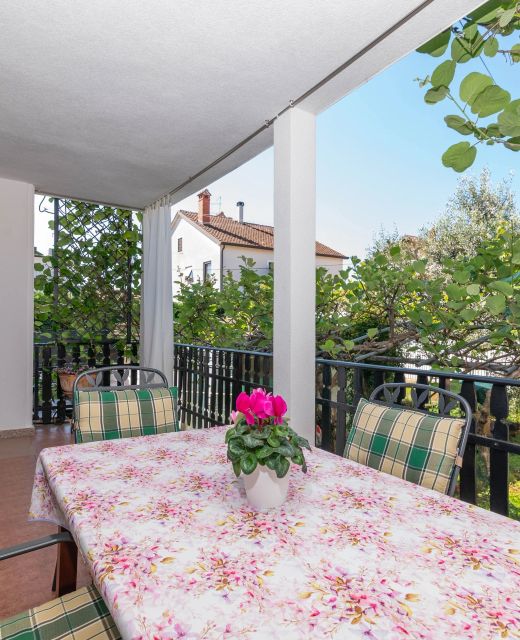Apartments With Parking Space Umag - 21460