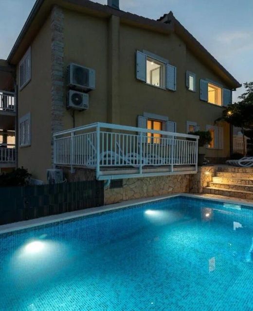 Apartments With Swimming Pool Trogir - 21466